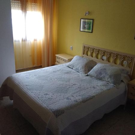 ארנס דה סן פדרו Hostal Avenida מראה חיצוני תמונה