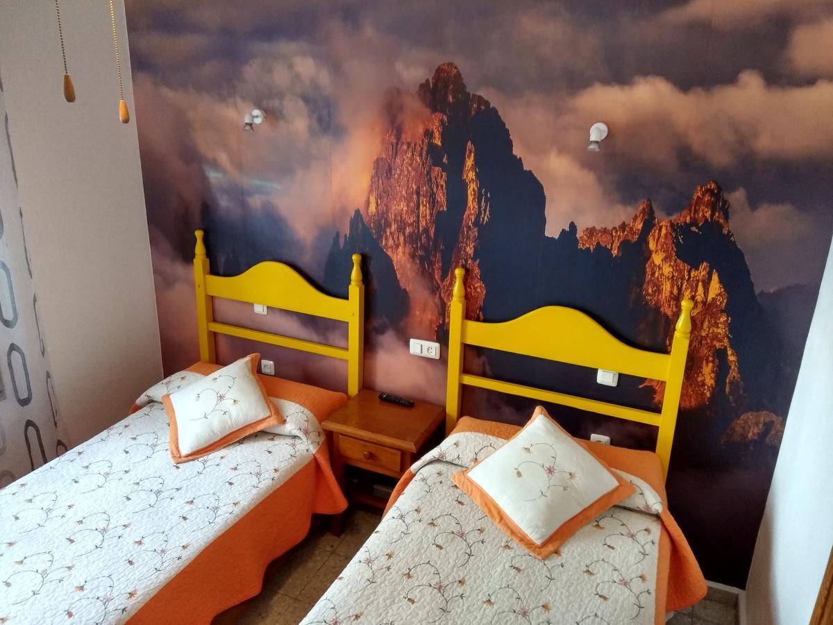 ארנס דה סן פדרו Hostal Avenida מראה חיצוני תמונה