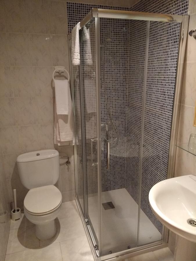 ארנס דה סן פדרו Hostal Avenida מראה חיצוני תמונה